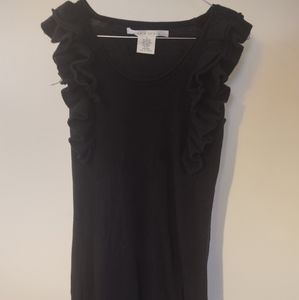 Black sleeveless dress